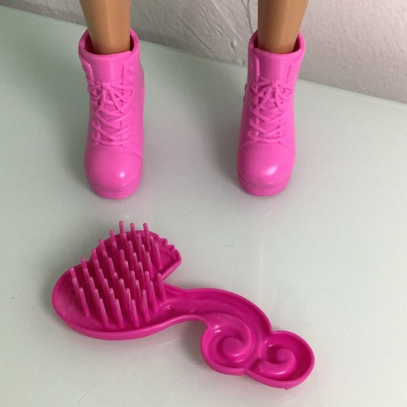 Barbie 28” Doll Tie Dye Sparkle hair with Crown and hair brush EUC - Picture 8 of 11